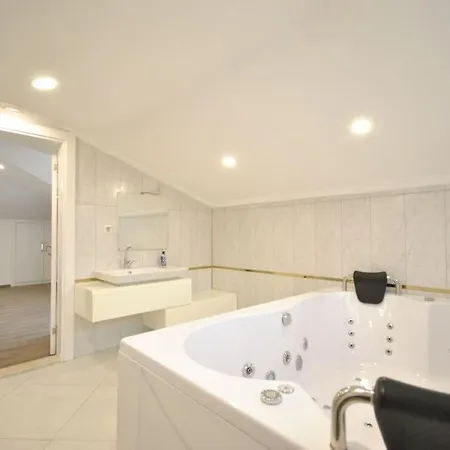 Erler Vila Kemer